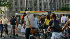 Ciclistas em Stachus - Munique - Alemanha