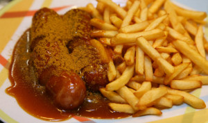 currywurst-Munique-Prato-tipico-300x177