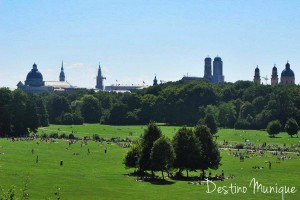 Englischer-Garten-Hospedagem-Munique-300x200