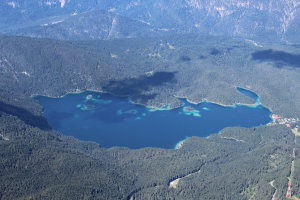 Zugspitze-lago-Eibsee-dicas-300x200