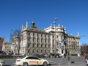 Palacio-Justica-Munique-300x225