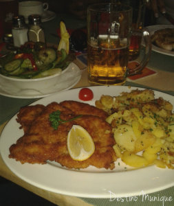 Schnitzel-Munique-Haxnbauer-253x300