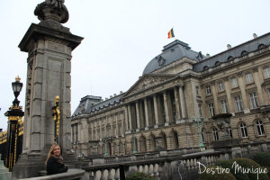 Bruxelas-Belgica-Palacio-300x200