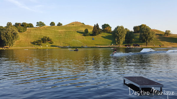 Sommerfestivalimpark-Munique-Wakeboarding.jpg