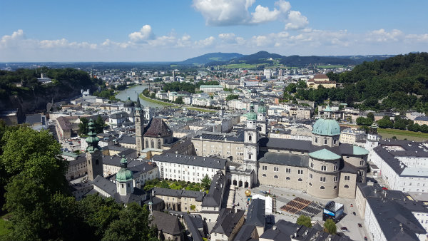 Tour guiado em português em Salzburgo, Destino Munique