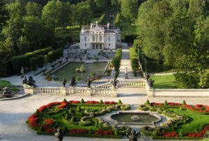 Linderhof-Palacio-Primavera-300x202