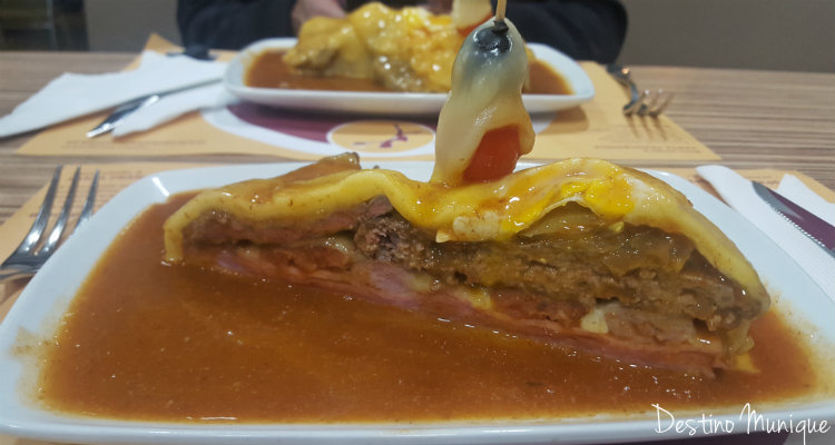 Porto-Portugal-Francesinha