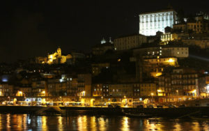 Porto-Portugal-Noite-300x188