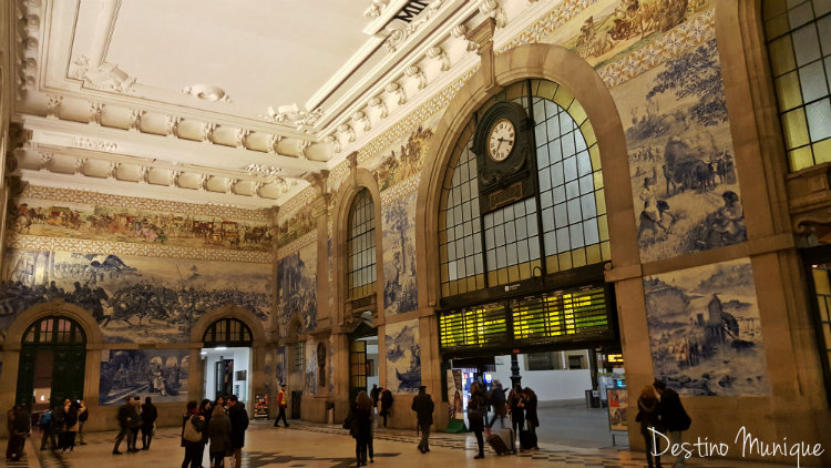 Porto-Portugal-Sao-Bento