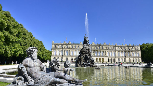 Tour palácio Herrenchiemsee, Alemanha, Guia brasileira em Munique